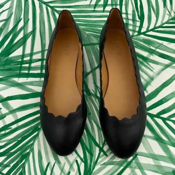 J.Crew Black Leather Scalloped Edge Ballet Flats Size 7 - Picture 1 of 8